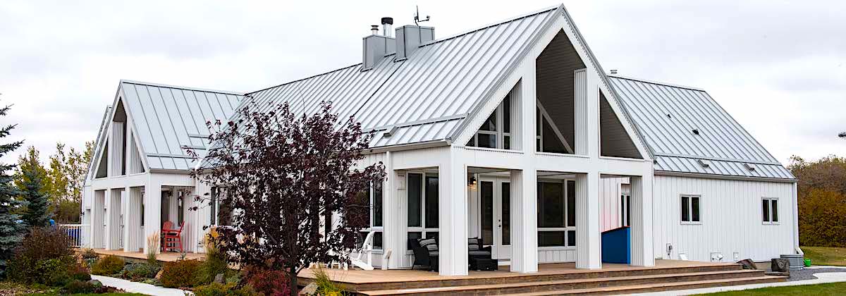 METAL ROOF on Residential home in Calgary Alberta